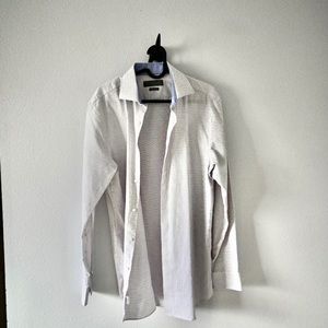 5 Dress Shirts Large